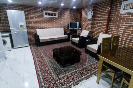 سوئیت استخردار 1 در طبقه اول ویلا در خرم آباد