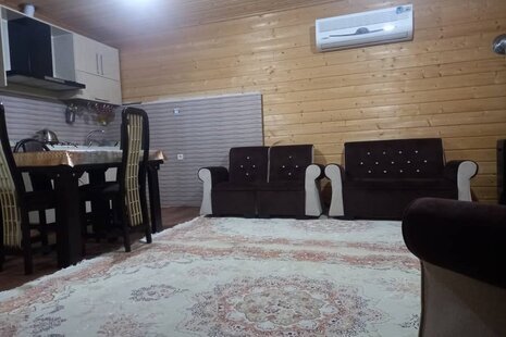 کلبه چوبی دوبلکس دو خواب چشمه در روستا ورمیه ماسال