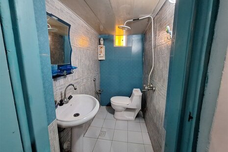 اتاق سنتی 30متری VIP در اقامتگاه بومگردی شفت