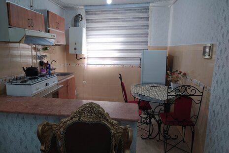 واحد مبله تکخواب در طبقه همکف ویلا نارون 1 در رشت