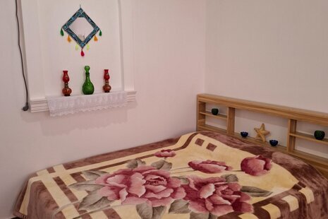 اتاق سه نفره ساحلی (7) در اقامتگاه بومگردی بوشهر