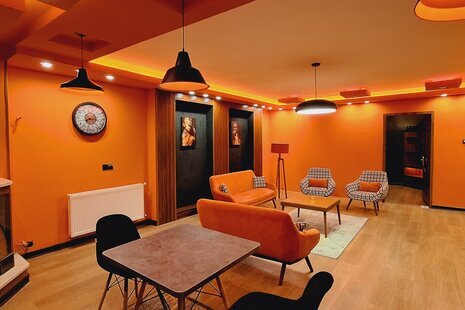 آپارتمان مبله دوخواب ایینه خانه در اصفهان