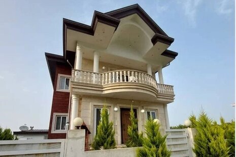 ویلا دوبلکس جنگلی استخردار 3خواب در متل قو