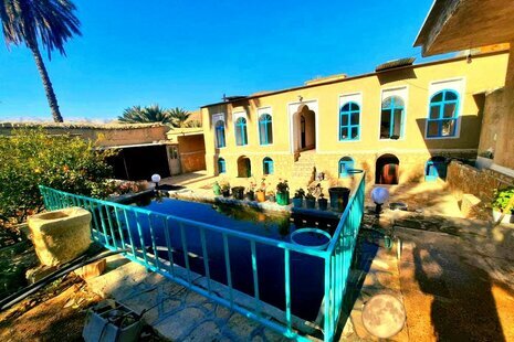 اتاق پس تو در بومگردی در جهرم