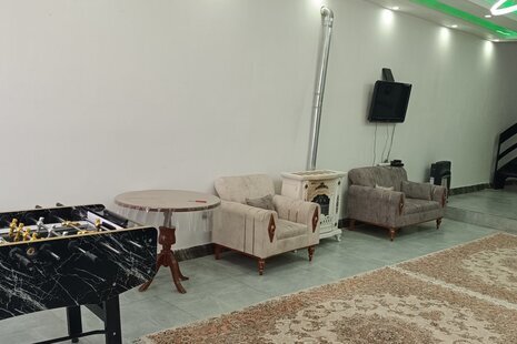 ویلا مبله دوبلکس دوخواب استخردار سپیدار در چهارباغ