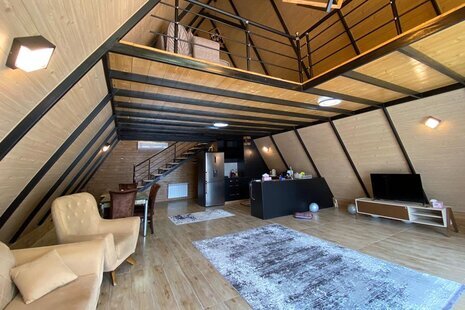 کلبه سوئیسی دوبلکس تکخواب سنجاقک در شهر بندر انزلی