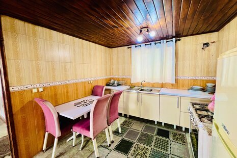 ویلا آپارتمان مبله دو خواب ساحل آبی با فوتبال دستی در نور