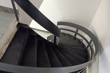 ویلا مبله دوبلکس دوخواب استخردار سپیدار در چهارباغ