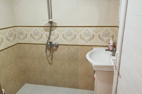 واحد تکخواب 102 در هتل آپارتمان خمام