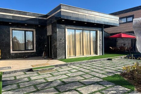 ویلا دوخواب استخردار آبگرم لیان در چهارباغ