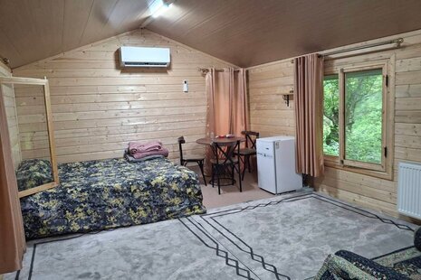سوئیت 25 متری 2 در جنگل سه هزار در تنکابن