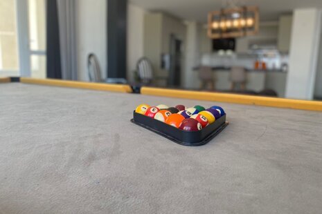 آپارتمان مبله دو خواب ساحلی در کیش