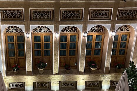 اتاق صمصام در اقامتگاه بومگردی اصفهان