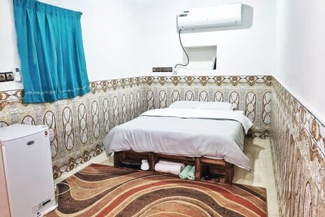 اتاق لور در اقامتگاه بومگردی در قشم