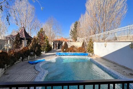 ویلا دوخواب استخردار اورکید در چهارباغ