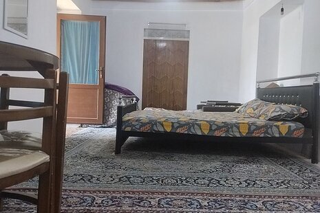 اتاق یوتاب در اقامتگاه بومگردی همدان