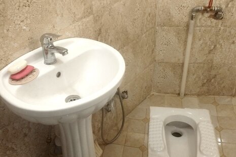 اتاق همکف اقامتگاه سنتی در نطنز