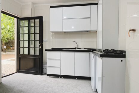 سوئیت سنتی 30 متری در سپیدان