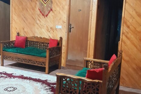 ویلا دو طبقه چوبی خاطره وشمه سرا در ماسال