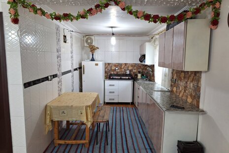 واحد تکخواب در طبقه اول ویلای بابل