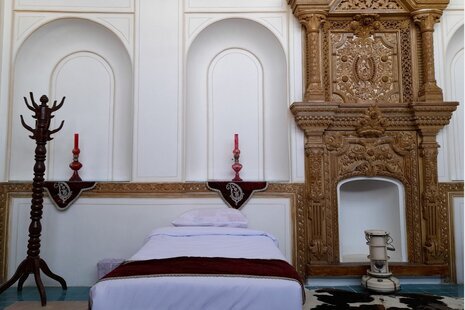 اتاق 4 نفره شاه نشین در هتل اصفهان