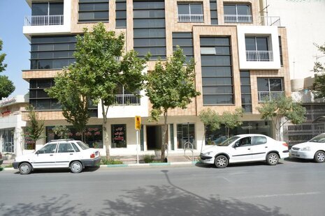 واحد 103 تکخواب لاولی روم (با صبحانه) در هتل آپارتمان اصفهان