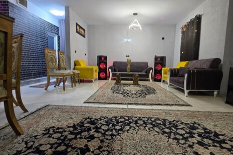 ویلا سه خواب استخردار شقایق در چهارباغ