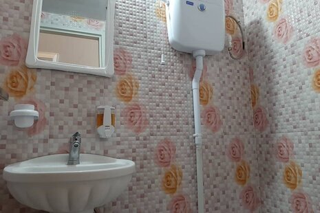 آپارتمان دو خواب مدرس طبقه دوم 3 در همدان