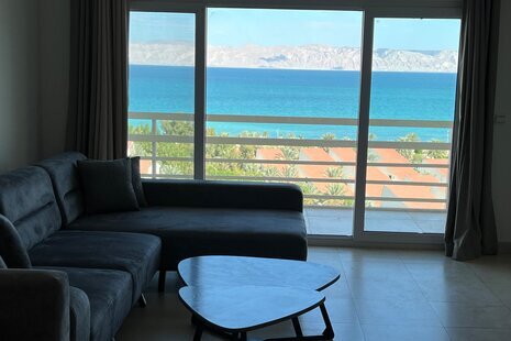 آپارتمان مبله تکخواب ویو دریا در کیش