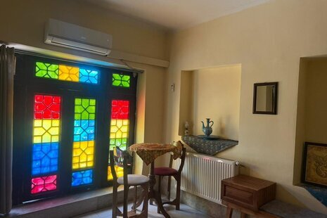 اتاق شماره 4 در اقامتگاه بومگردی شیراز