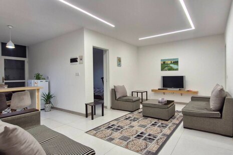 آپارتمان مبله دوخواب آیاز در رشت