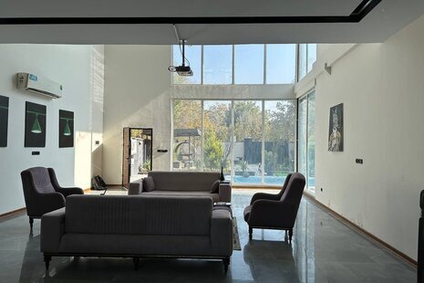 ویلا استخردار مبله سه خواب هستی در چهارباغ