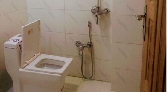 آپارتمان مبله تکخواب همکف در همدان