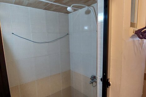 واحد دو خواب در طبقه ی دوم ویلا کردکوی