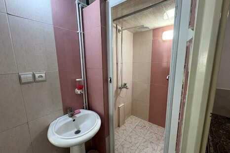 آپارتمان مبله تکخواب دریاچه کیو در خرم آباد