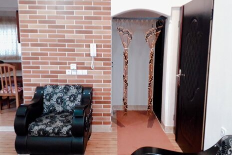 واحد مبله تکخواب در طبقه اول ویلا رادین در سوادکوه