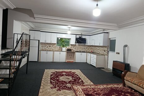 واحد مبله دوخواب در طبقه اول ویلا شیرزادی در اسالم