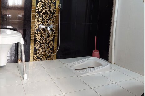 سوئیت (4نفره) در مسافرخانه مشهد