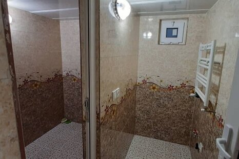 واحد تکخواب مبله در طبقه همکف ویلا بابل