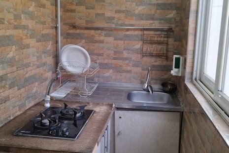 واحد تکخواب 402 در هتل آپارتمان رینه