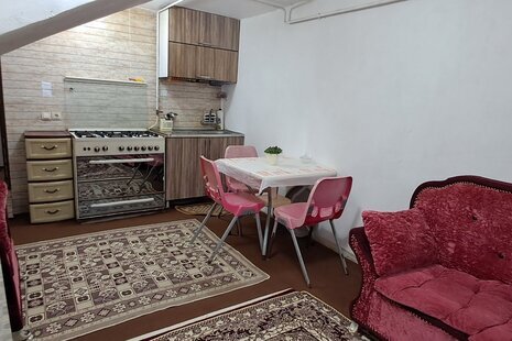 واحد مبله تکخواب طبقه همکف ویلا مهدی در لاهیجان