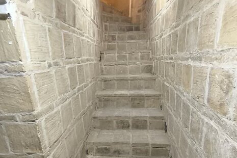 اتاق سه تخت اشتراکی آقایان در اقامتگاه بومگردی در یزد