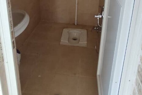 اتاق اقامتگاه بومگردی 2 نفره پروین اعتصامی در یزد