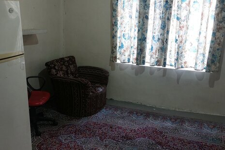 سوئیت مبله طبقه اول در خیابان کارگر جنوبی