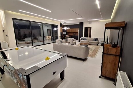 ویلا استخردار مبله سه خواب در چهارباغ