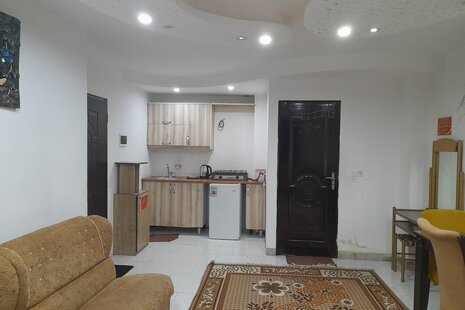 سوئیت 3 نفره یاسین (12)در هتل آپارتمان مبله نوشهر