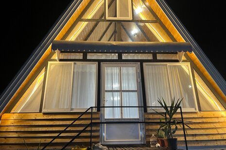 کلبه سوئیسی تکخواب ارشام 1 در بندرانزلی