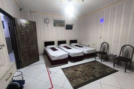 اتاق سه تخت نیکداد در هتل آپارتمان مشهد