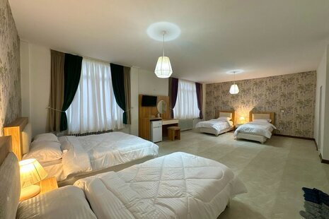 اتاق مبله چهار تخت 201 در فردوسی