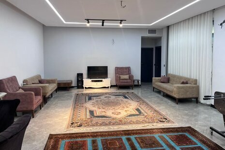 ویلا استخردار مبله دوخواب مدرن زنبق 8 در چهارباغ